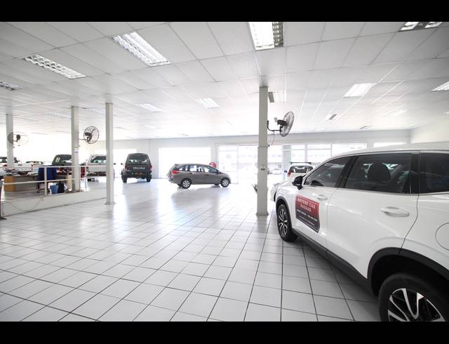 1,214M² RETAIL FOR SALE IN EAST LONDON CENTRAL